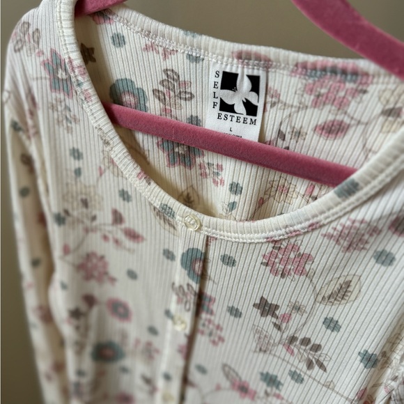 Self Esteem Floral Ribbed Long Sleeve Top - Picture 3 of 4